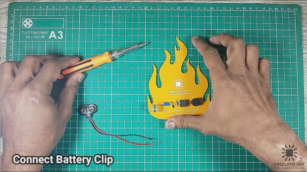 Fire Alarm Circuit Using a Thermistor & LM358 Op-Amp IC